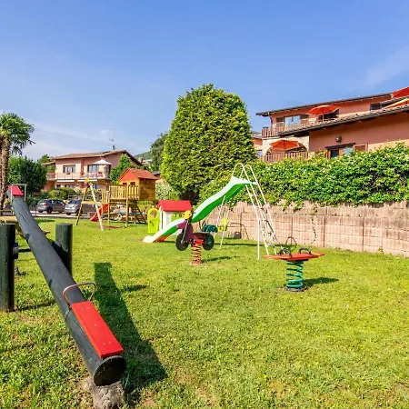 Residenza Agrifoglio-17 By Interhome Daire Luino